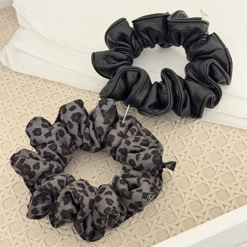 Women's Vintage Soft Hair Tie For Daily Wear Coffee Black Leopard Print