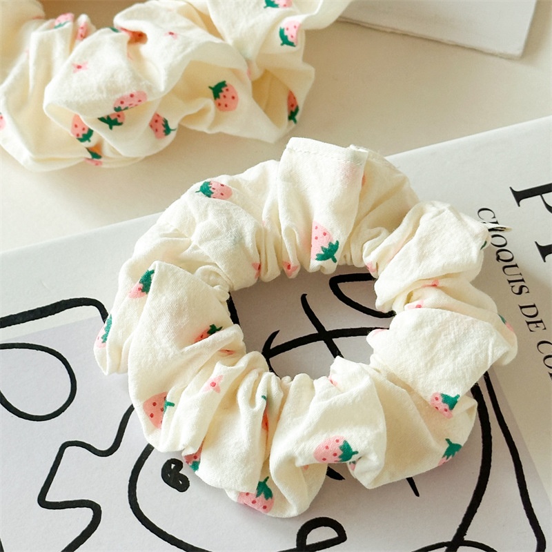 Women's Sweet Casual Cloth Ponytail Hair Scrunchie Strawberry