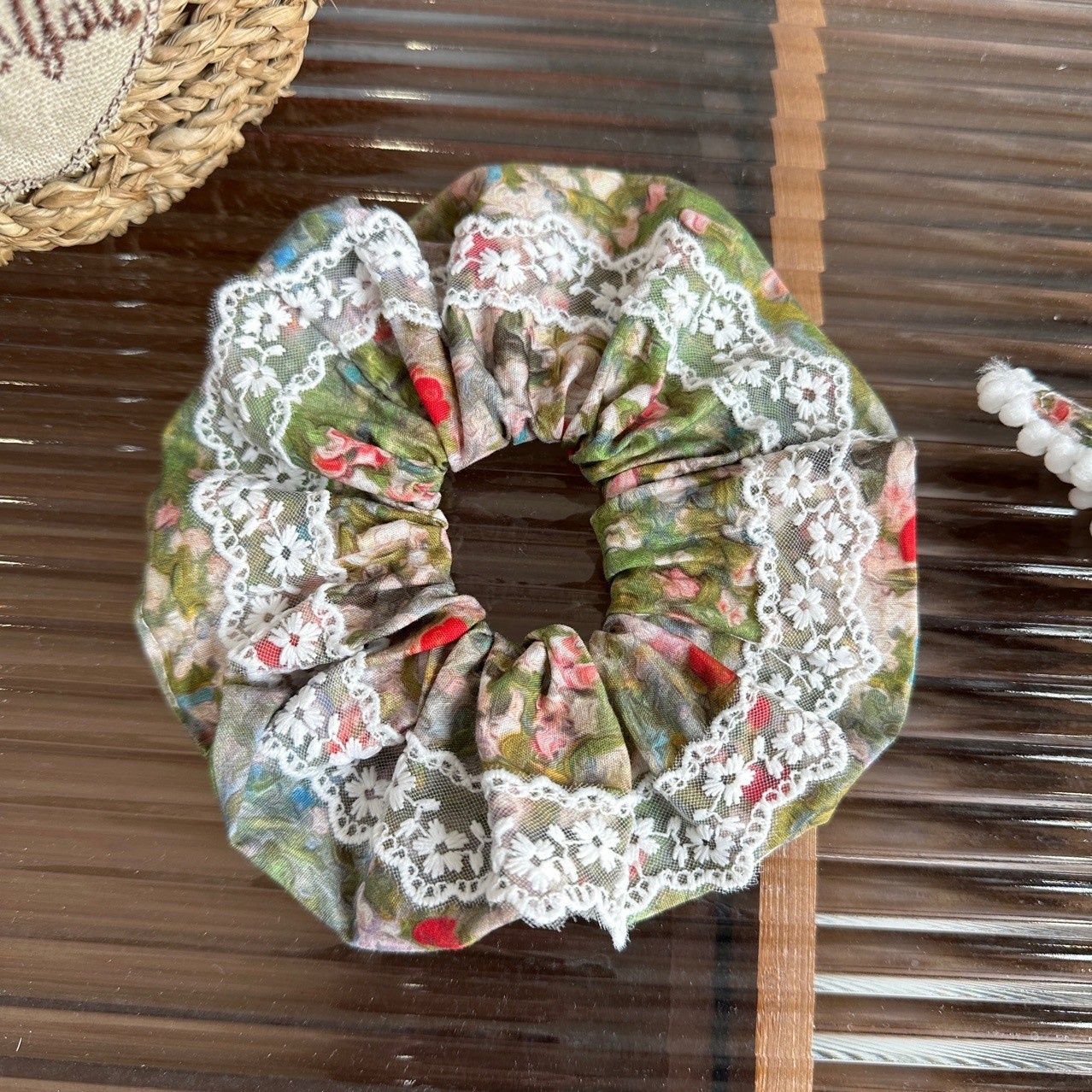 Women's Sweet Spring Cloth Hair Tie Green Ditsy Floral Lace Bow Knot