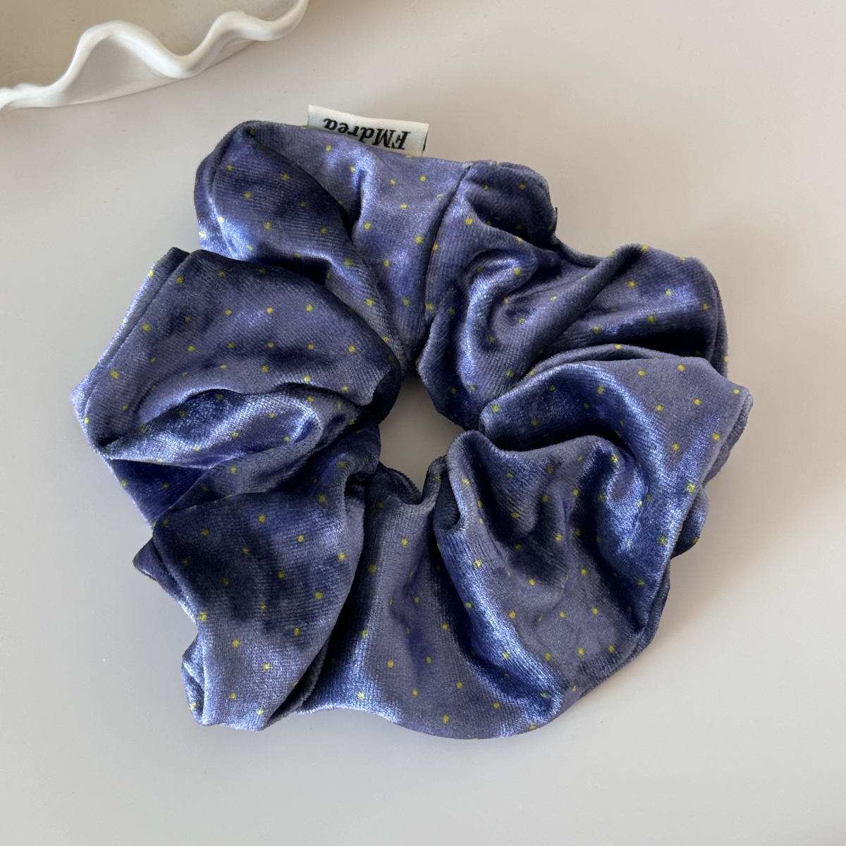 Women's Versatile Bun Hair Scrunchies Autumn Winter Velvet Polka Dot