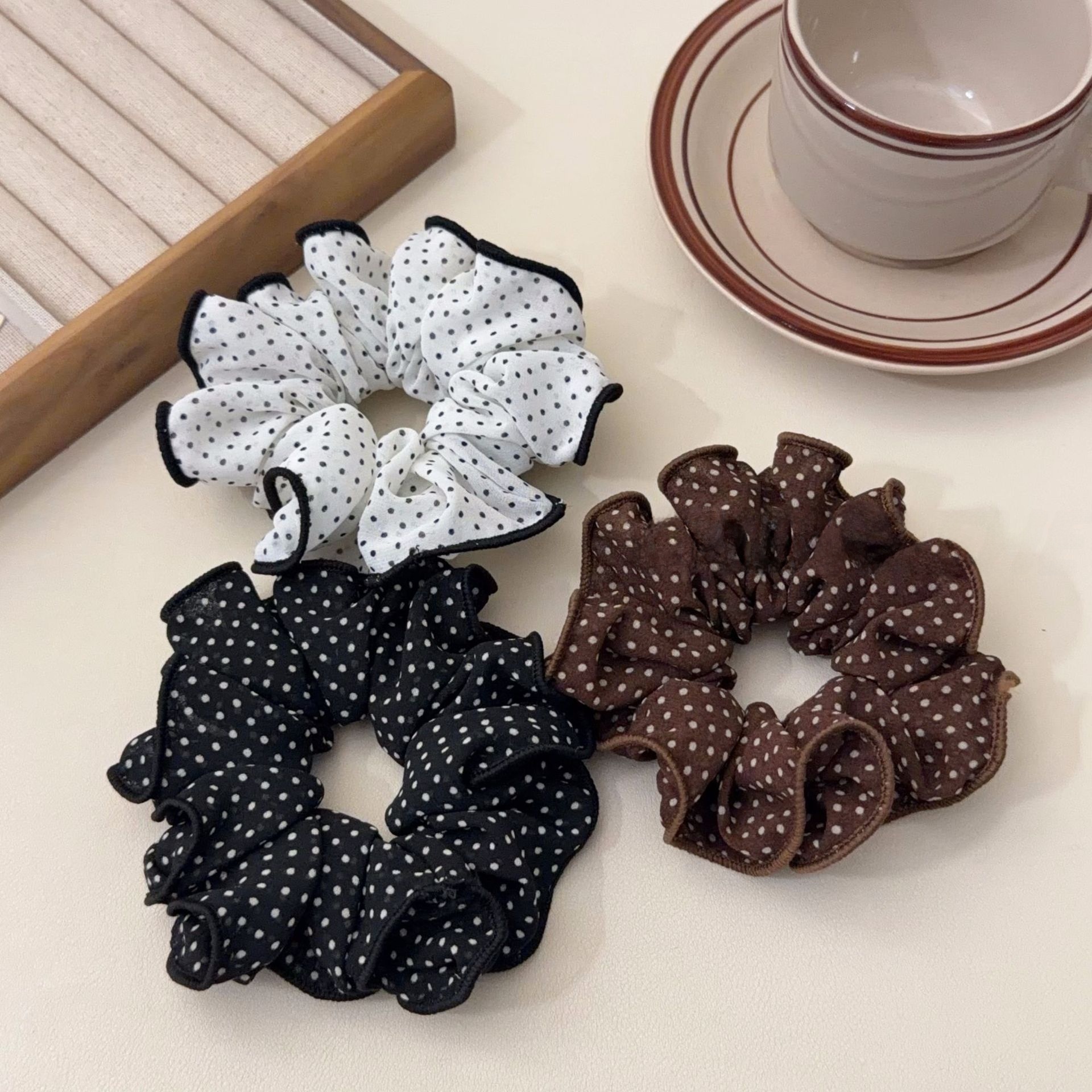 Women's Spring Casual Cloth Hair Tie Scrunchie Classic Polka Dots