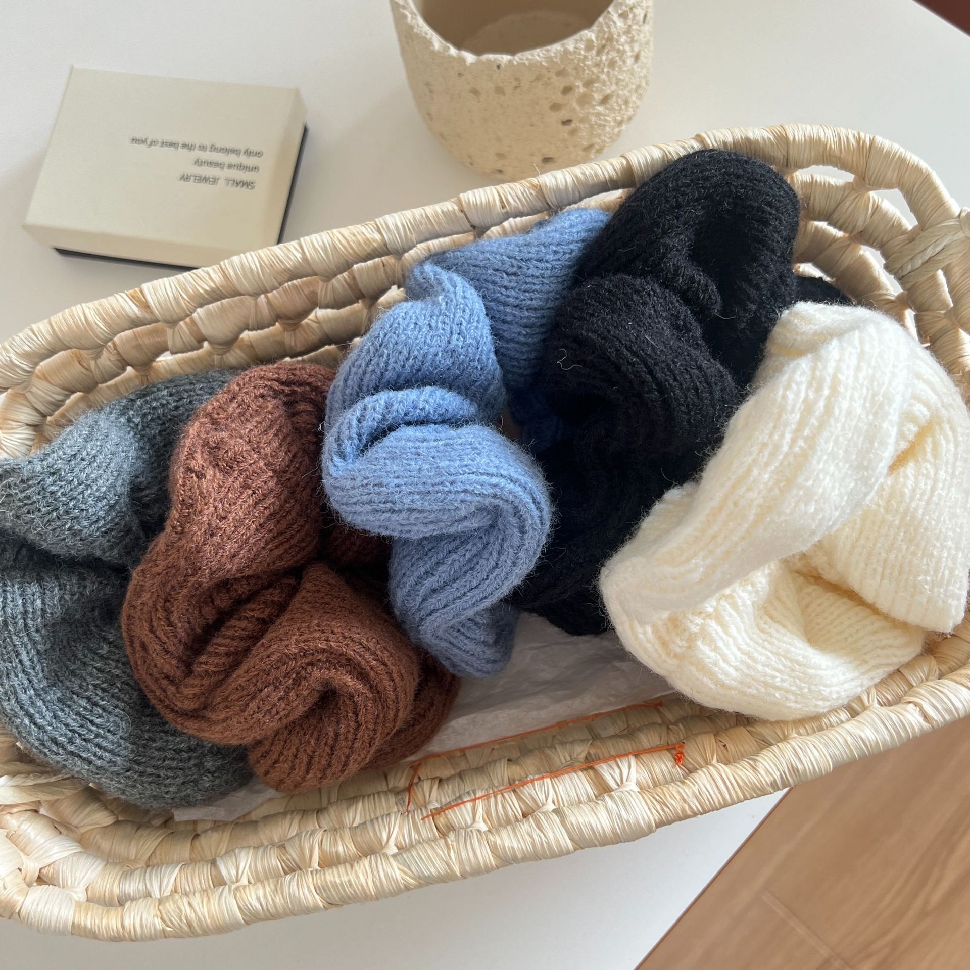 Women's Retro Knitted Pleated Elastic Hair Scrunchie Solid Coffee Color