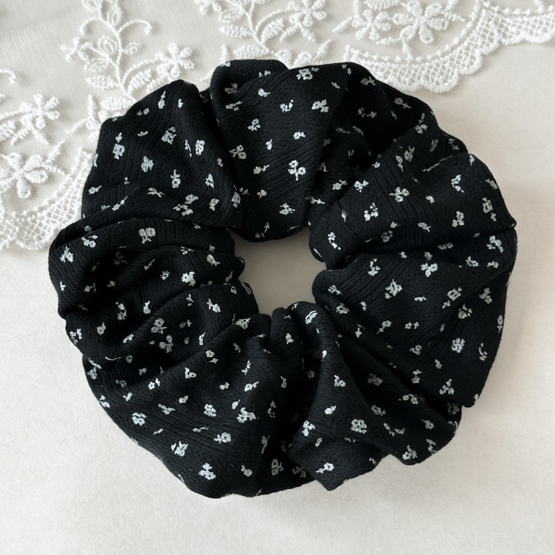 Women's Retro Cloth Elastic Hair Tie For Bun And Tail Ditsy Floral Print