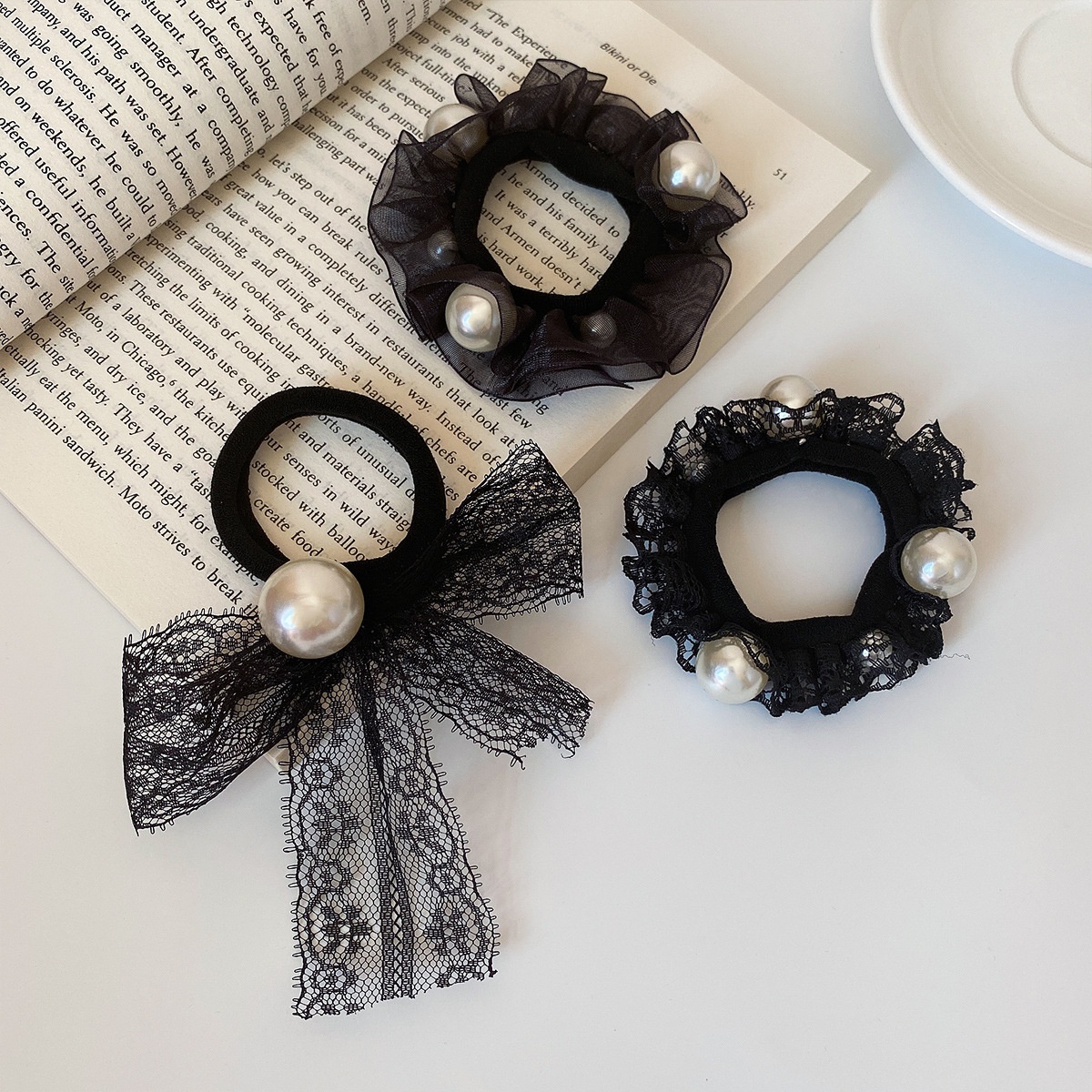 Women's Everyday Gauze Pearl Hair Ties 5-Piece Set Black Bow Knot