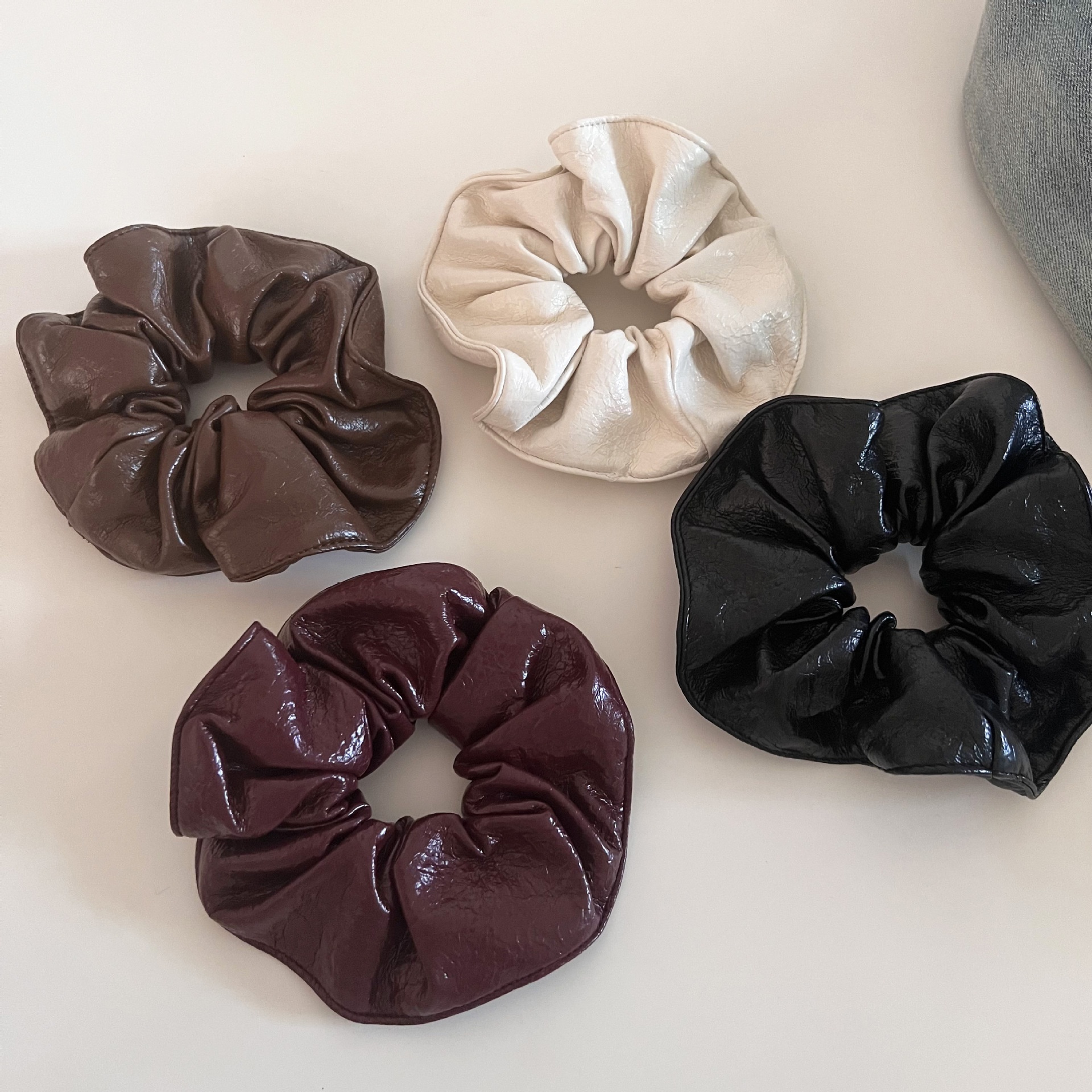 Women's Retro PU Leather Low Bun Hair Tie Autumn Winter Solid Color