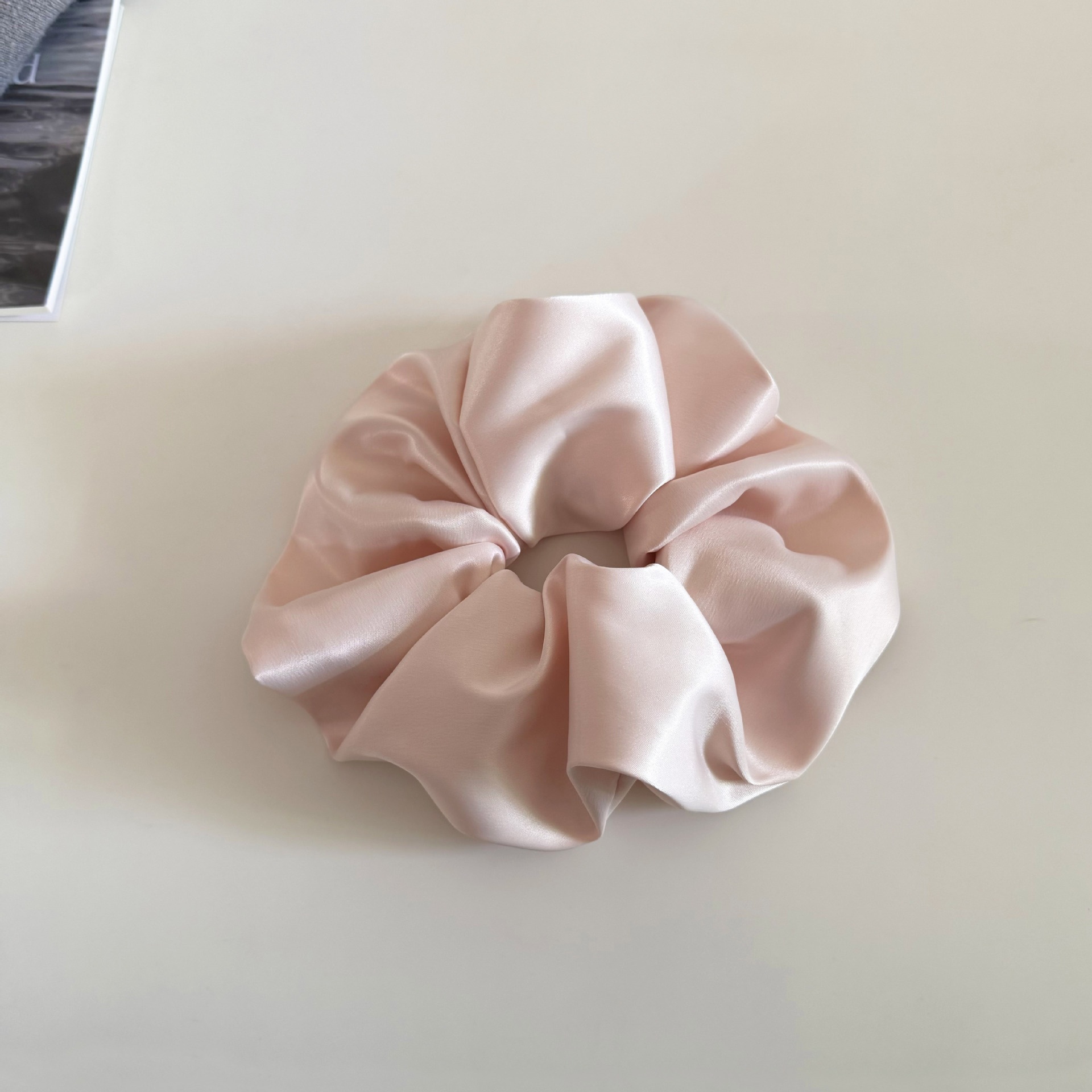 Women's Stylish Retro Satin Hair Tie For Daily Wear Multicolor