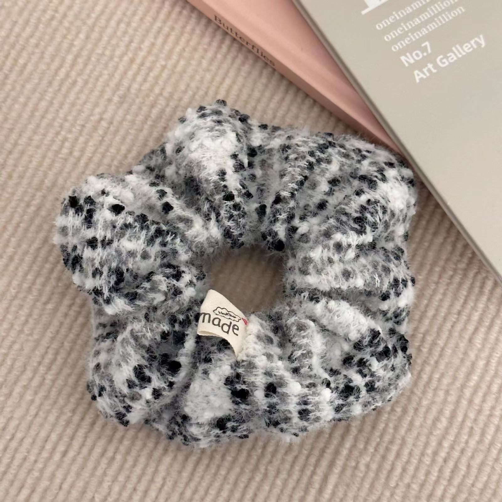 Women's Sweet Plush Rib-Knit Butterfly Knot Color Block Winter Hair Tie