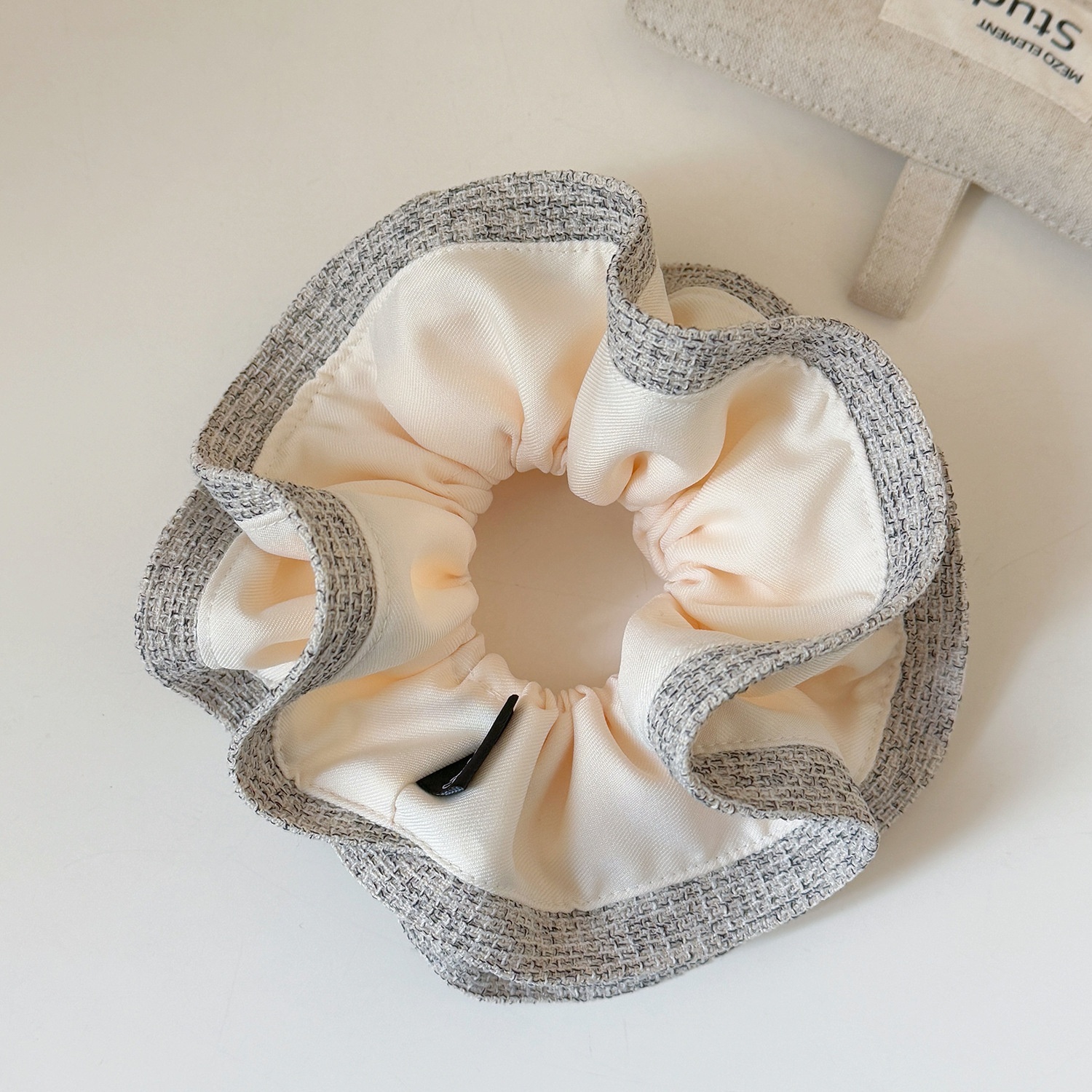 Women's New Style Cloth Flower Hair Tie, Grey Color Block Spring Accessory