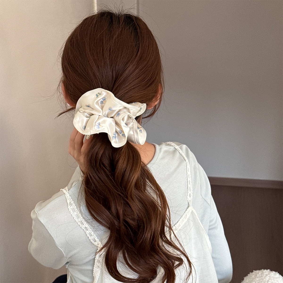 Women's Sweet Daily Satin Hair Tie Scrunchie Blue Flower Print