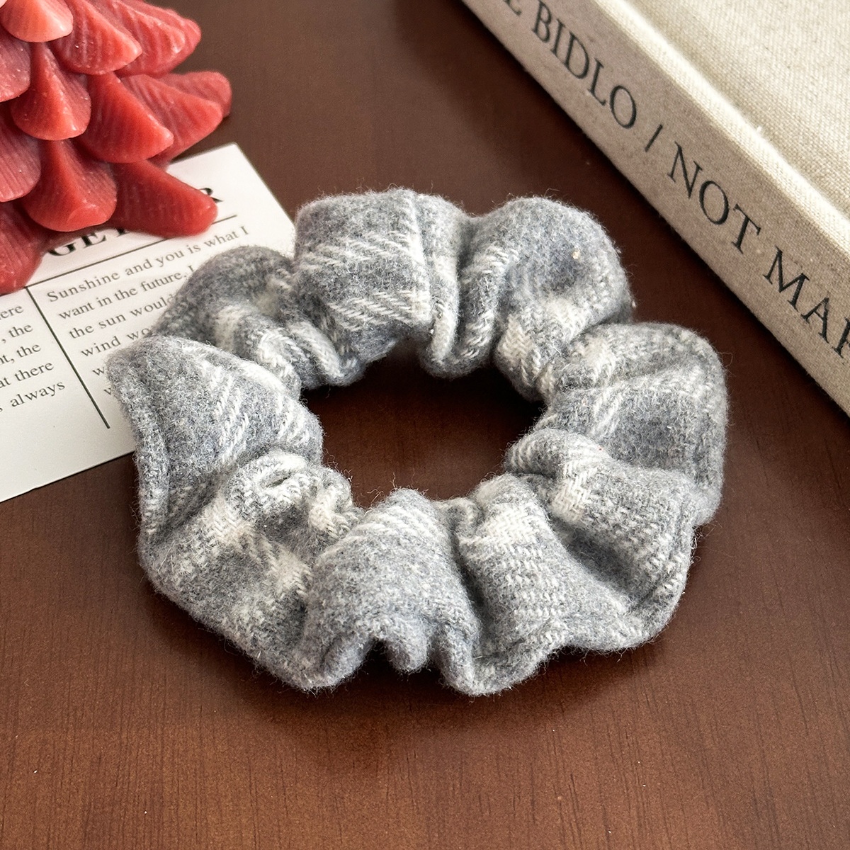 Women's Retro Autumn Winter Polyester Hair Scrunchie Pink Lattice