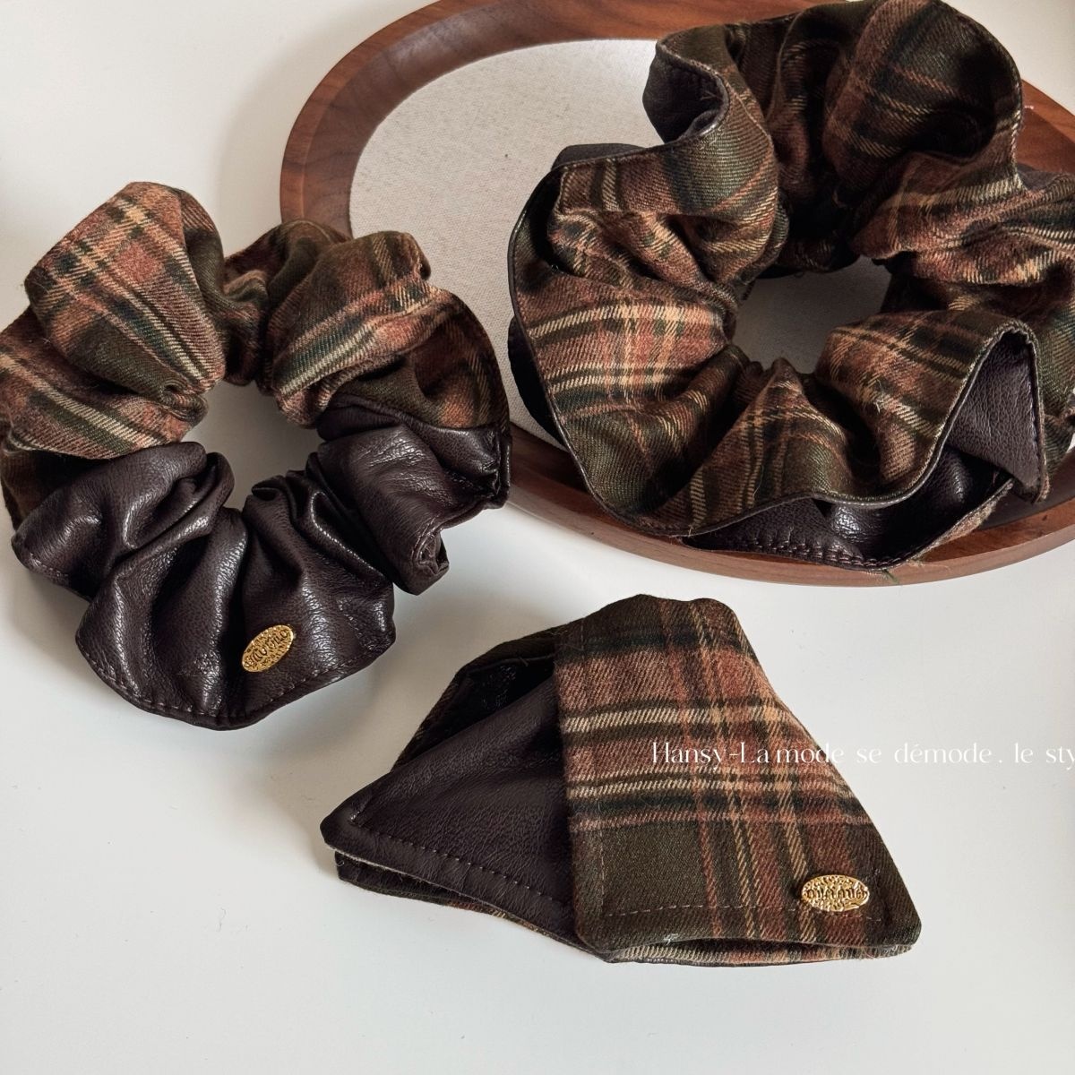Women's Autumn Winter Fabric Bow Scrunchie Hair Tie Brown Color Block Plaid