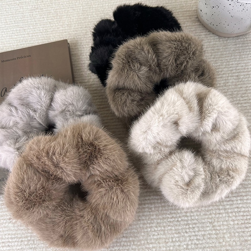 Women's Retro Imitation Mink Plush Daily Hair Scrunchie Solid Color