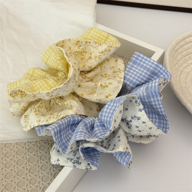 Women's Everyday Cloth Hair Scrunchie Blue Yellow Ditsy Floral Plaid