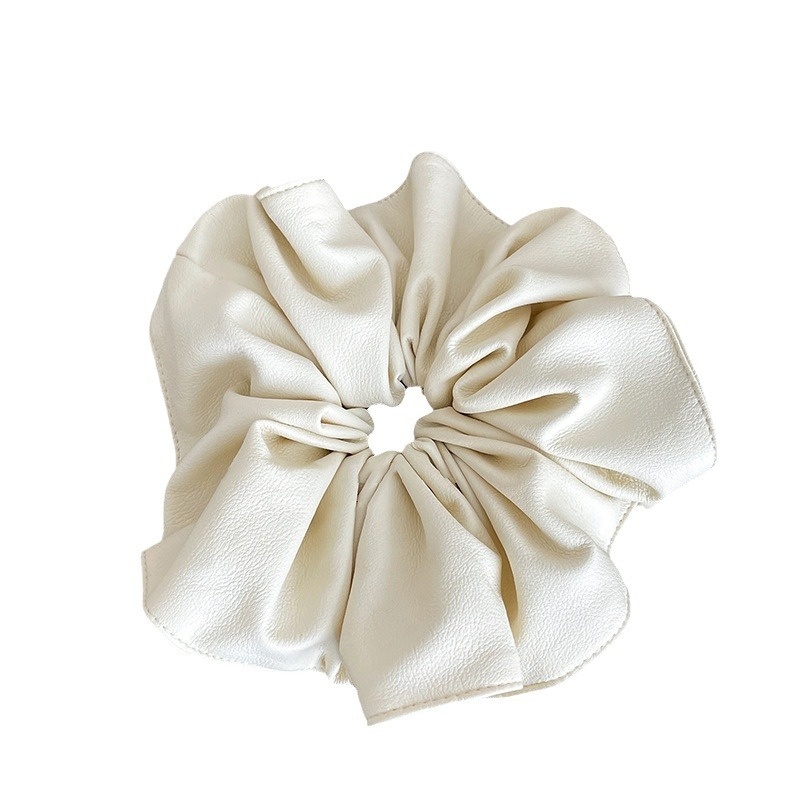 Women's Retro Leather Scrunchie Hair Tie Daily Holiday Solid Color