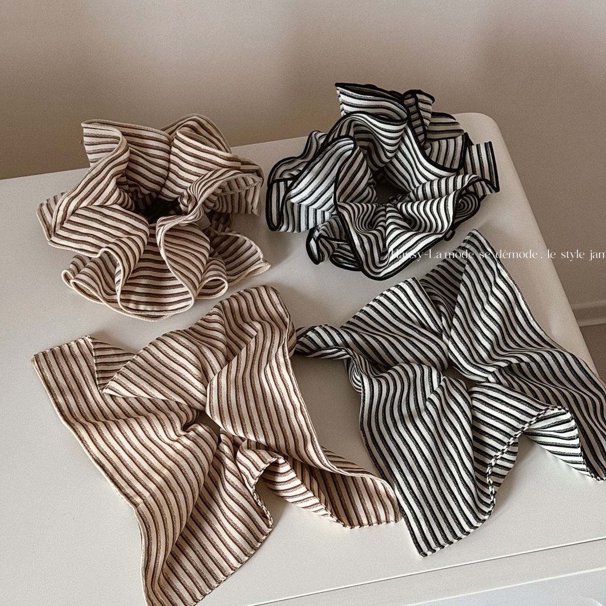 Women's Everyday Retro Cloth Hair Tie Accessory Black & White Striped