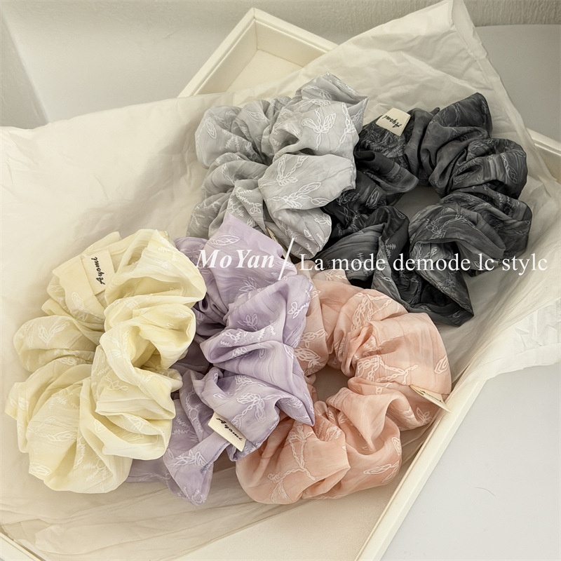 Women's Vintage Spring Cloth Hair Tie In Lilac Floral Pattern