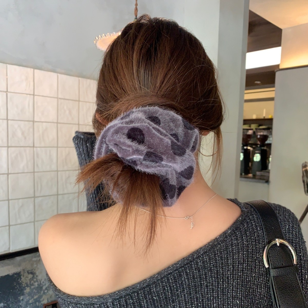 Women's Autumn Winter Velvet Hair Scrunchies Retro Polka Dot