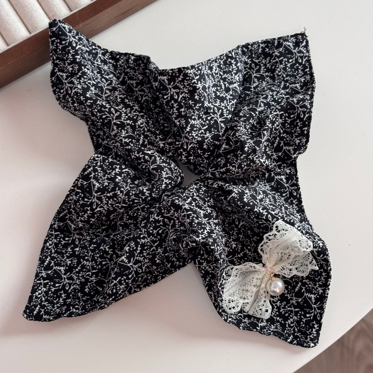 Women's Elegant Ditsy Floral Cloth Square Scarf Headband Autumn Winter