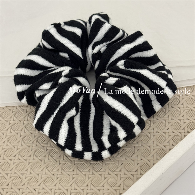 Women's Soft Knitted Winter Hair Ties Retro Stripe Color Block
