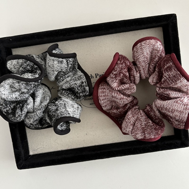 Women's Winter Thick Knitted Ruffle Hair Scrunchie Colorful Gradient