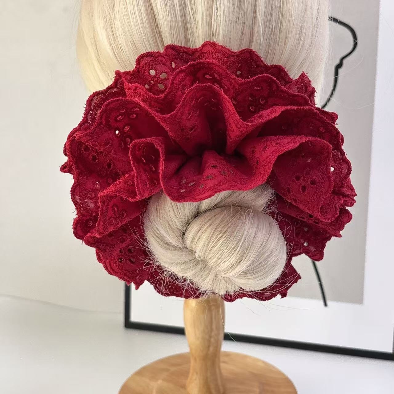 Women's Large Elastic Ponytail Hair Ties Sweet 4-Layer Pleated Lace