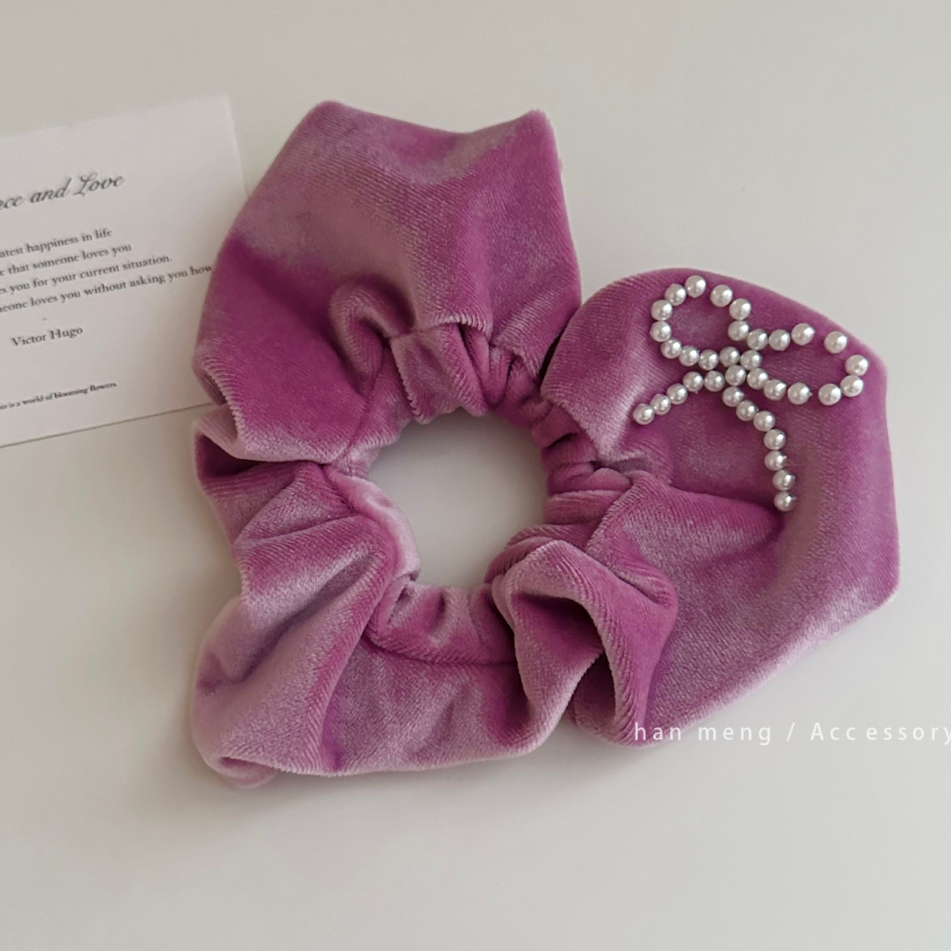 Women's Soft Velvet Pearl Bow Scrunchie Ponytail Hair Tie Heart Pattern