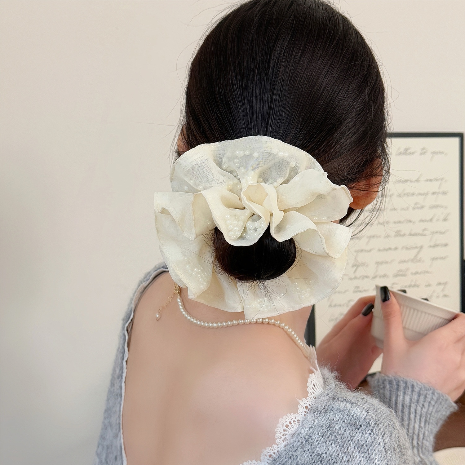 Women's Elegant Soft Gauze Pearl Hair Tie Spring Scrunchie Black