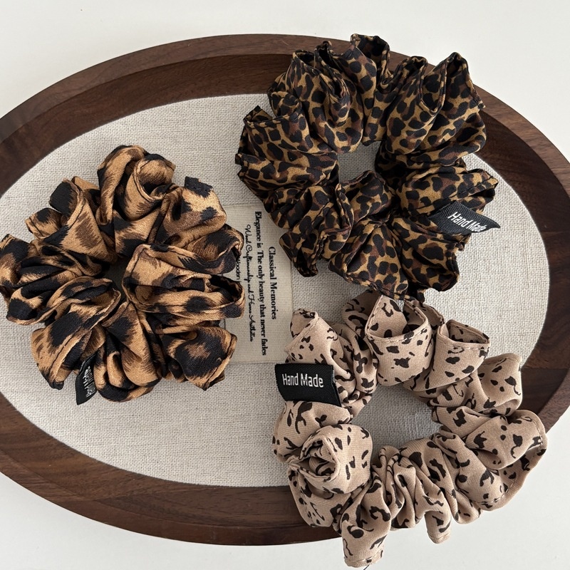 Women's Autumn Winter Fabric Scrunchie Hair Accessories Leopard Print