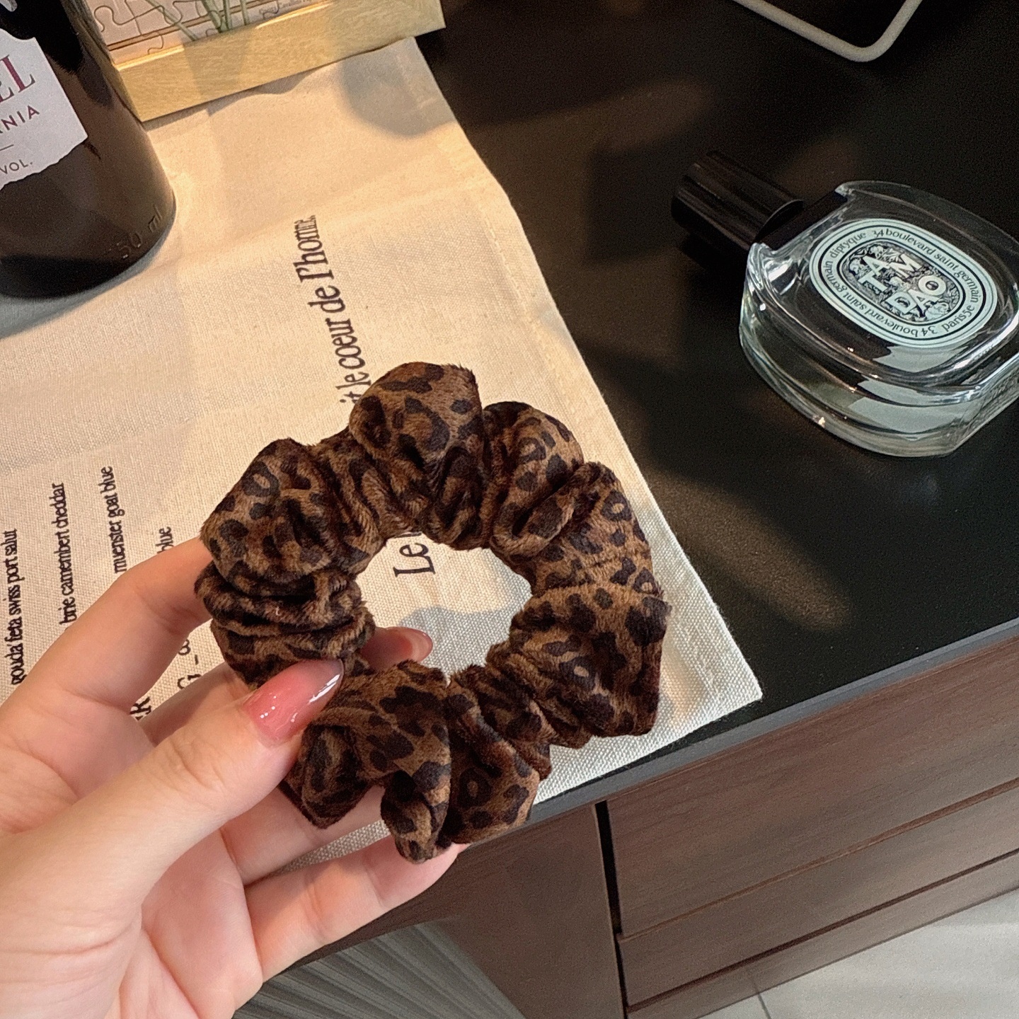 Women's Vintage Winter Velvet Elastic Hair Scrunchies Leopard Print