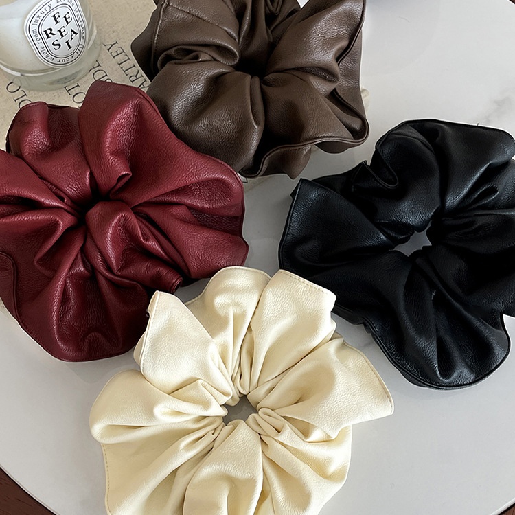 Women's Retro Leather Scrunchie Hair Tie Daily Holiday Solid Color