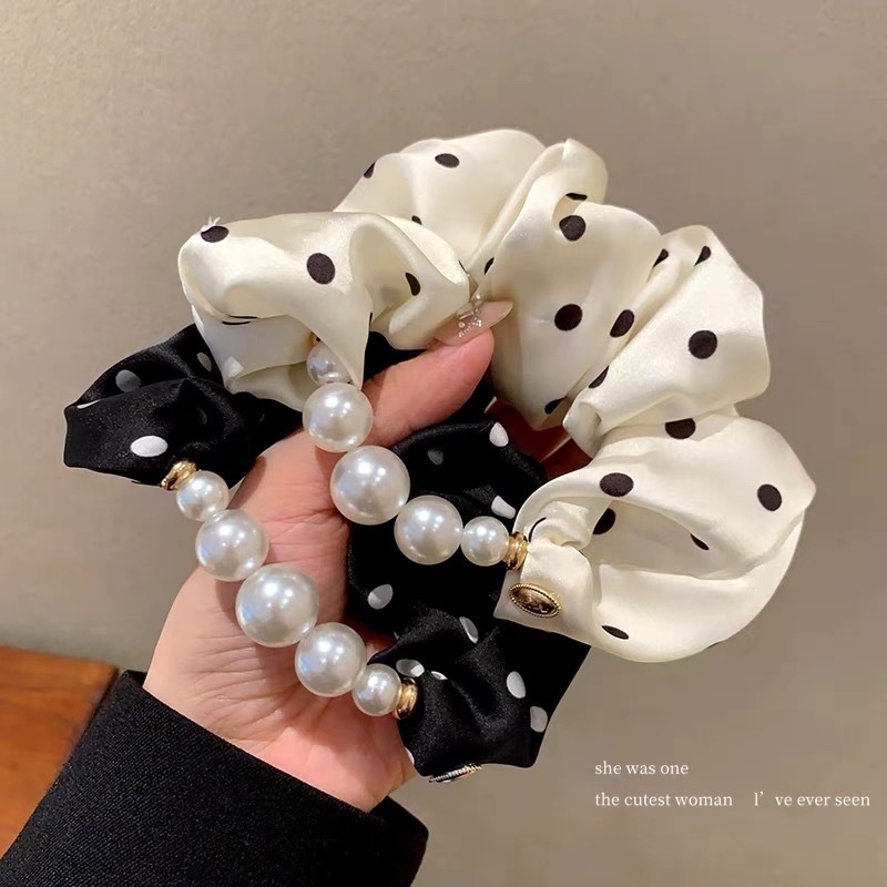 Women's Simple Daily Cloth Hair Tie Scrunchie Classic Polka Dots