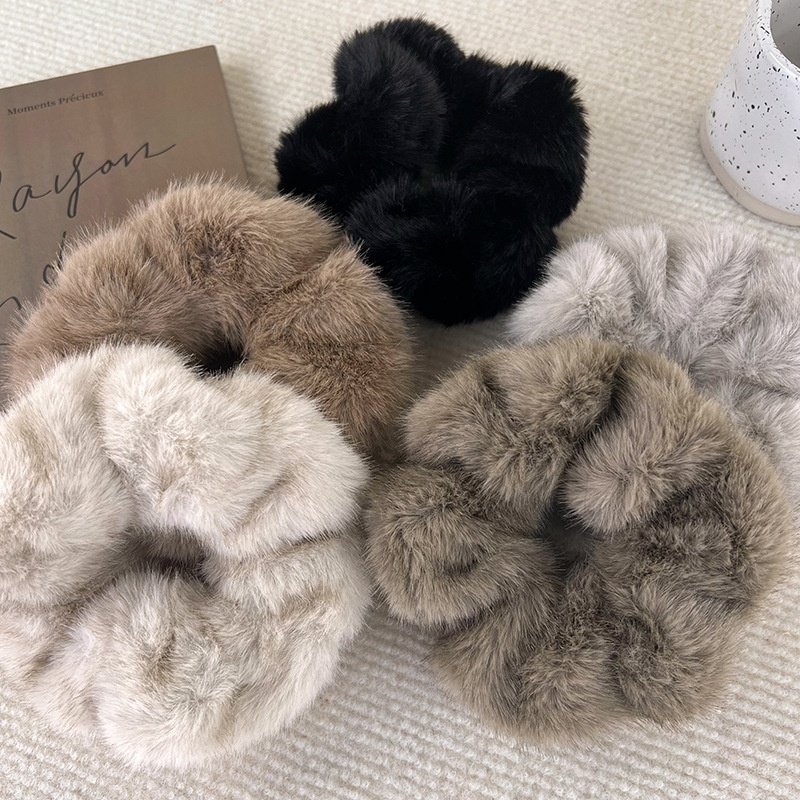 Women's Retro Imitation Mink Plush Daily Hair Scrunchie Solid Color