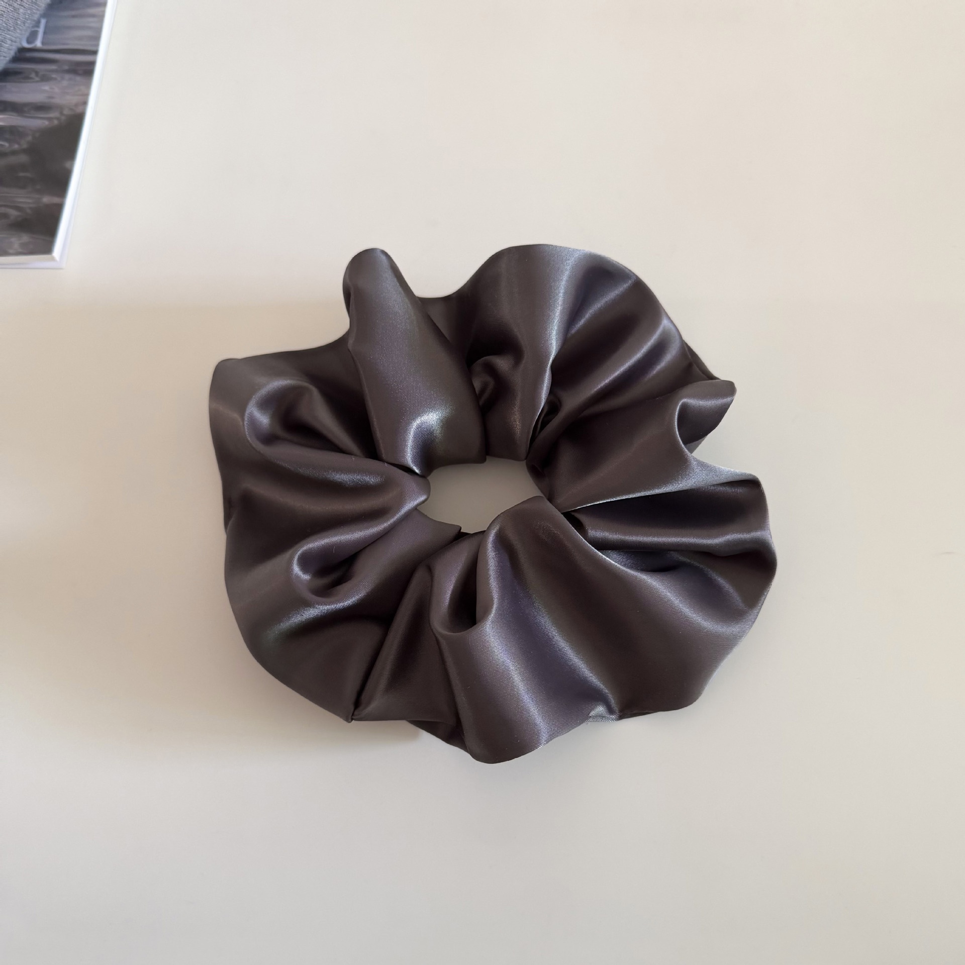 Women's Stylish Retro Satin Hair Tie For Daily Wear Multicolor