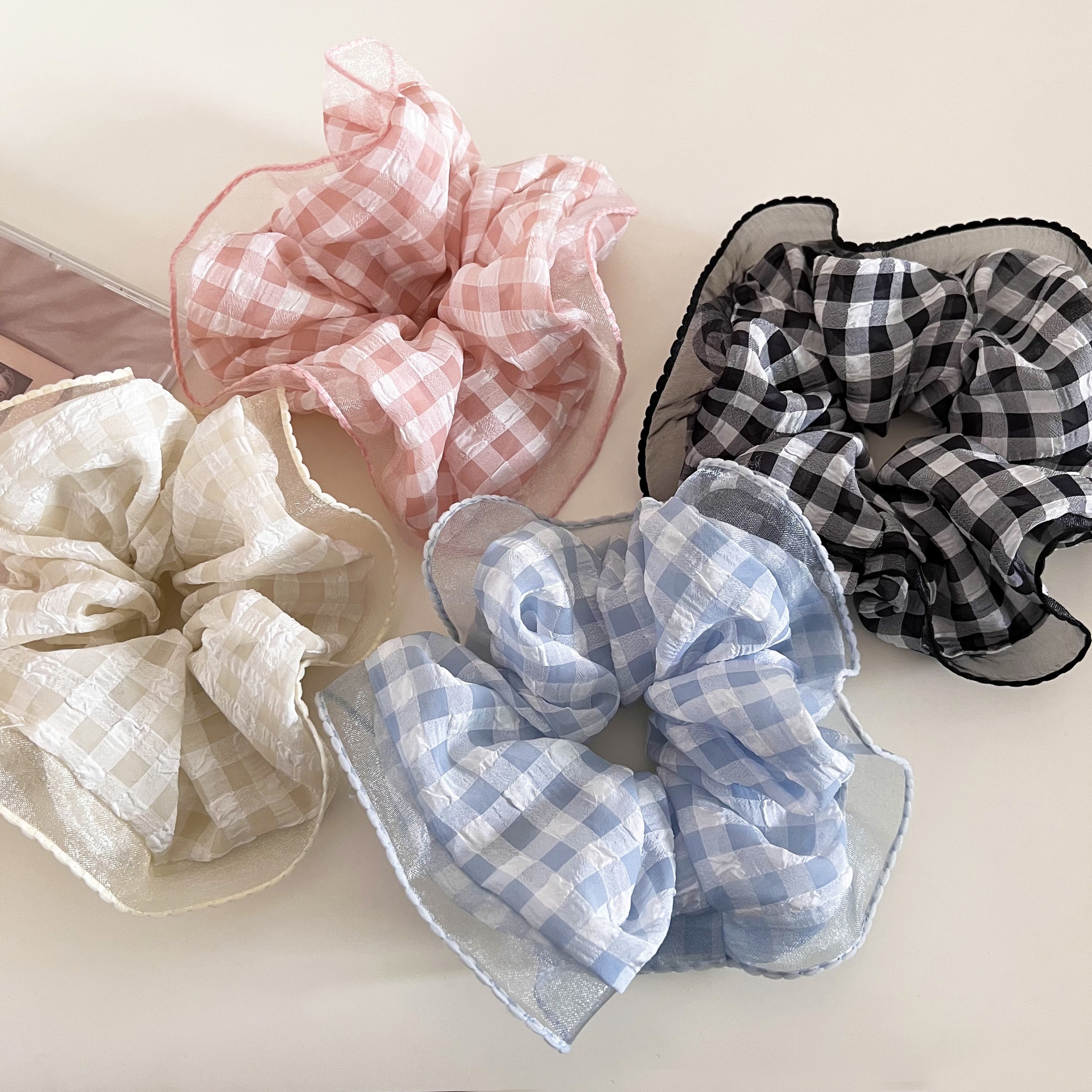 Women's Sweet Plaid Checkered Scrunchies Stylish Cloth Hair Ties for All Seasons