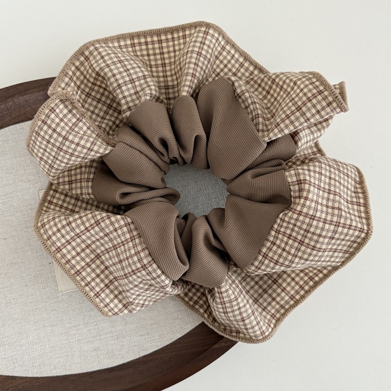 Women's Everyday Cloth Scrunchies Checkered Plaid Hair Ties In Black