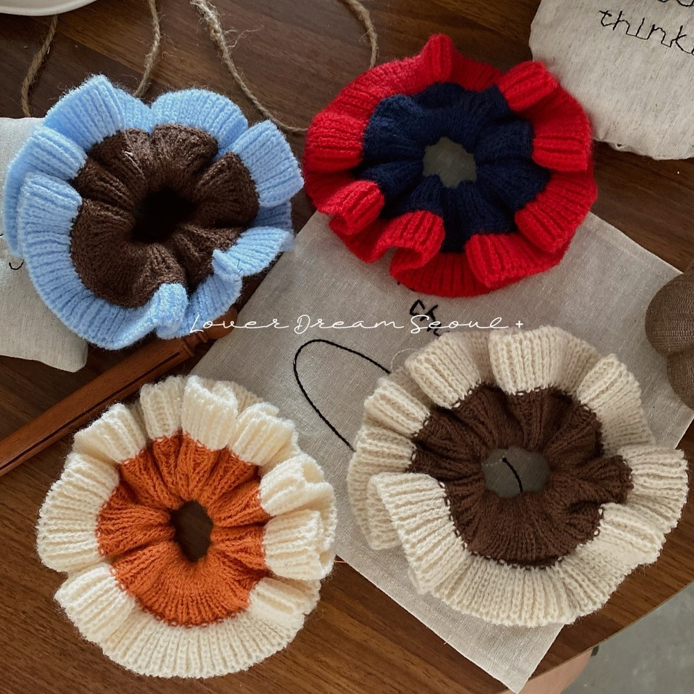 Women's Winter Knitted Yarn Bun Hair Ties Two-Tone Gradient