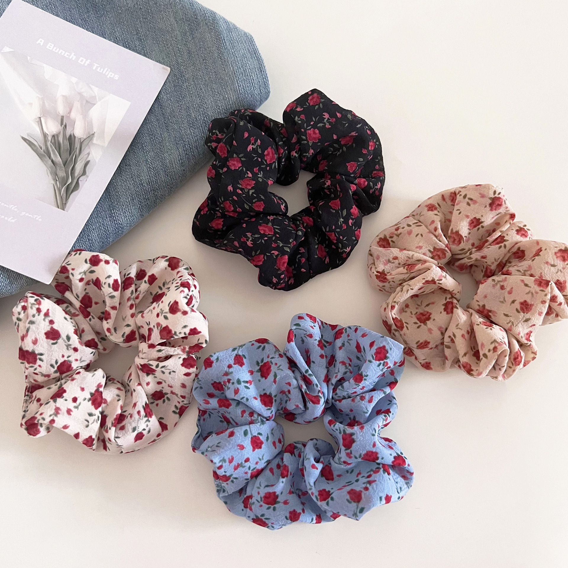 Women's Vintage Ditsy Floral Elastic Headband for Buns and Ponytails