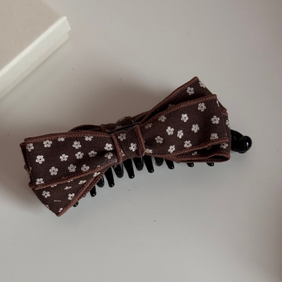 Women's Elegant Butterfly Knot Hair Clip Cute Dot Pattern Cloth Shark Clip