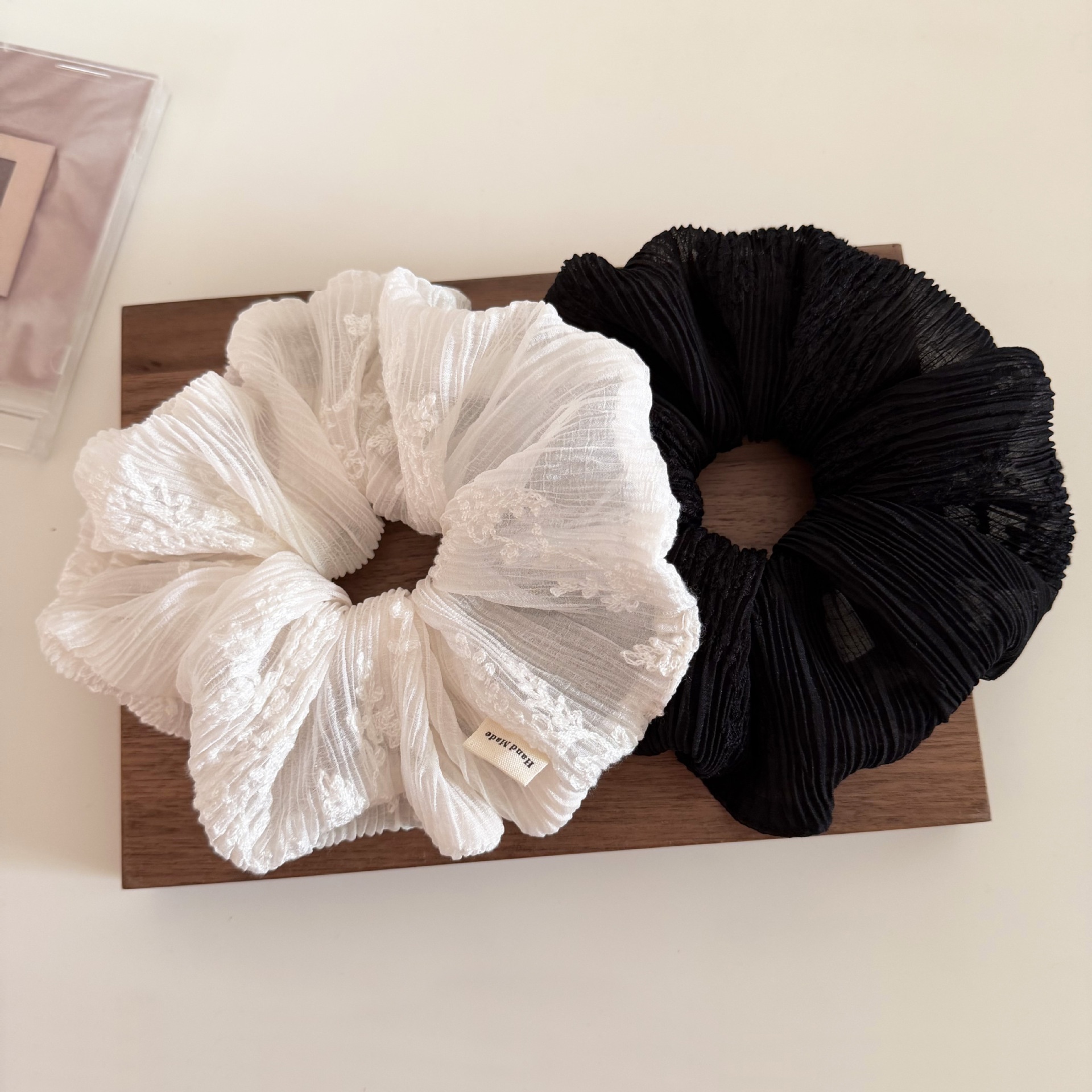 Women's Sweet Spring Cloth Hair Tie White Embroidered Ditsy Floral