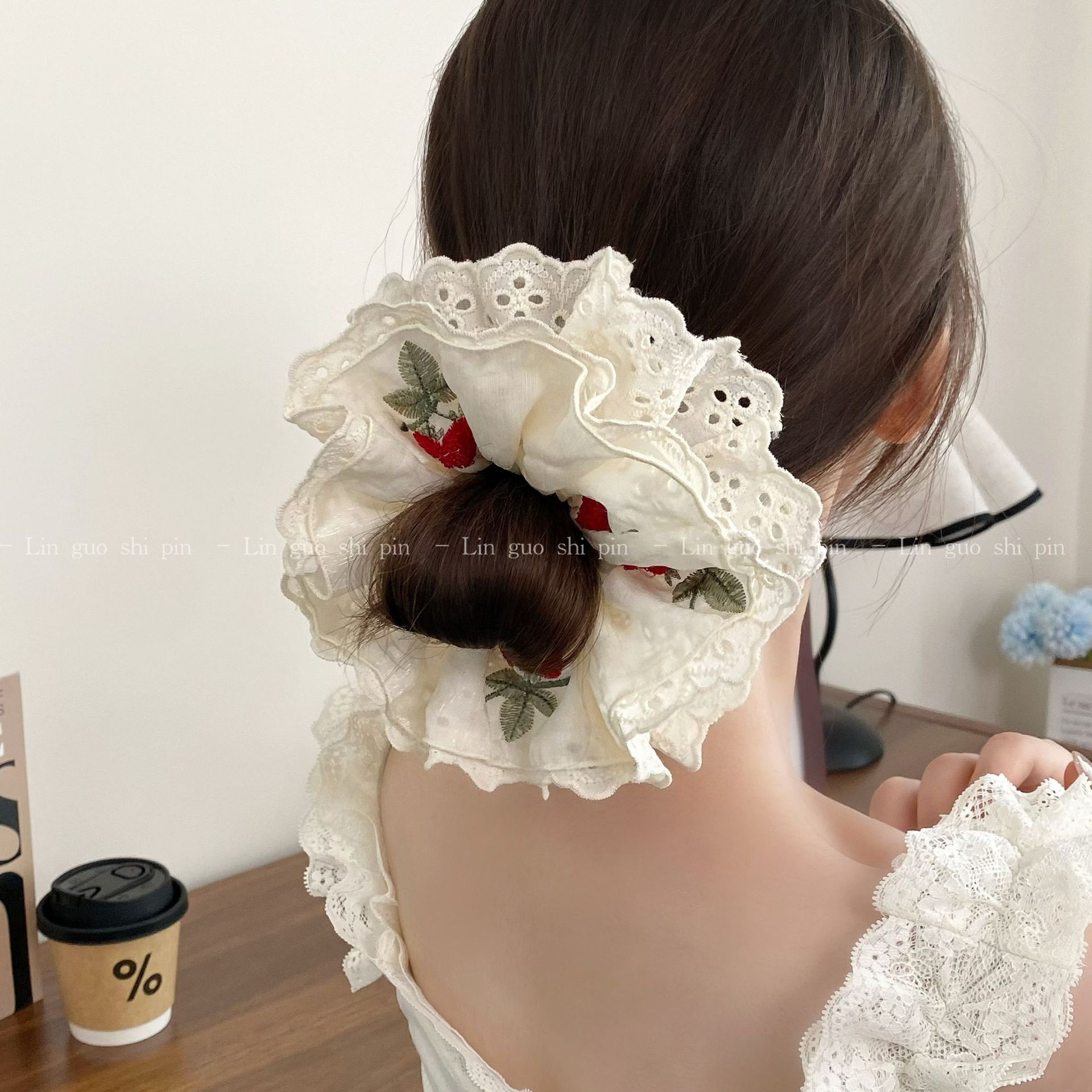 Women's Sweet Gauze Hair Tie White Cherry Pattern Lace Embroidery