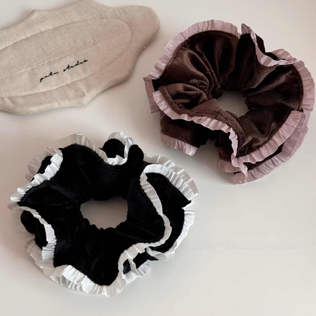 Women's Elegant Velvet Lace Hair Tie in Black for Autumn & Winter