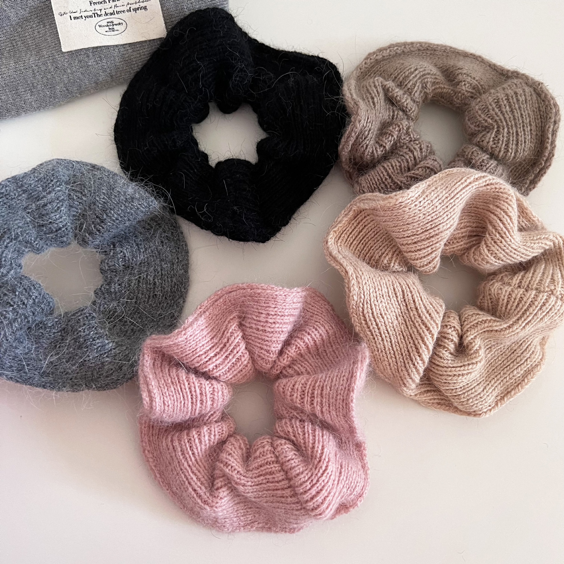 Women's Soft Knitted Yarn Hair Tie Autumn Winter Lazy Style Ponytail Band