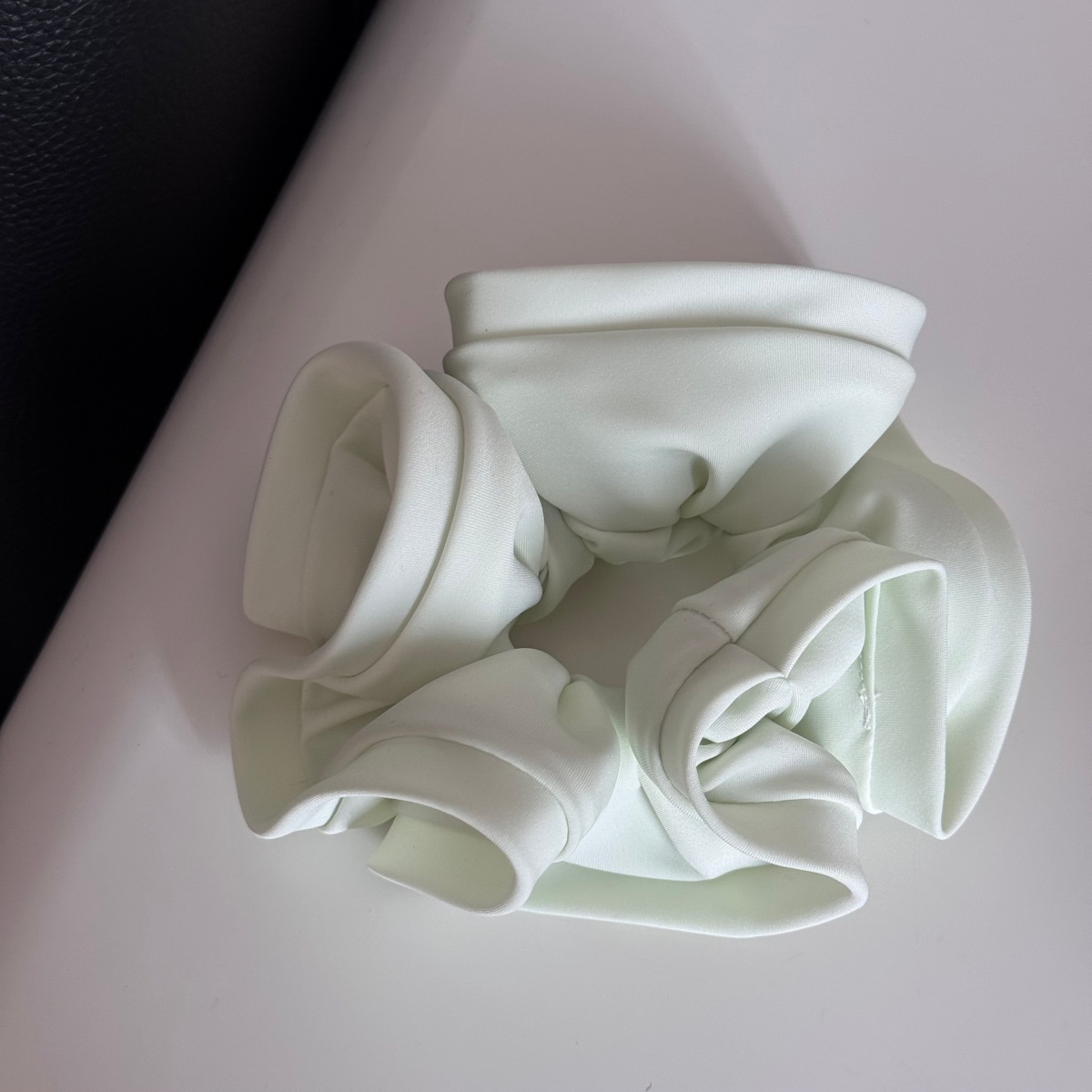 Women's Elegant Satin Scrunchie Hair Tie For Daily Wear Solid Color