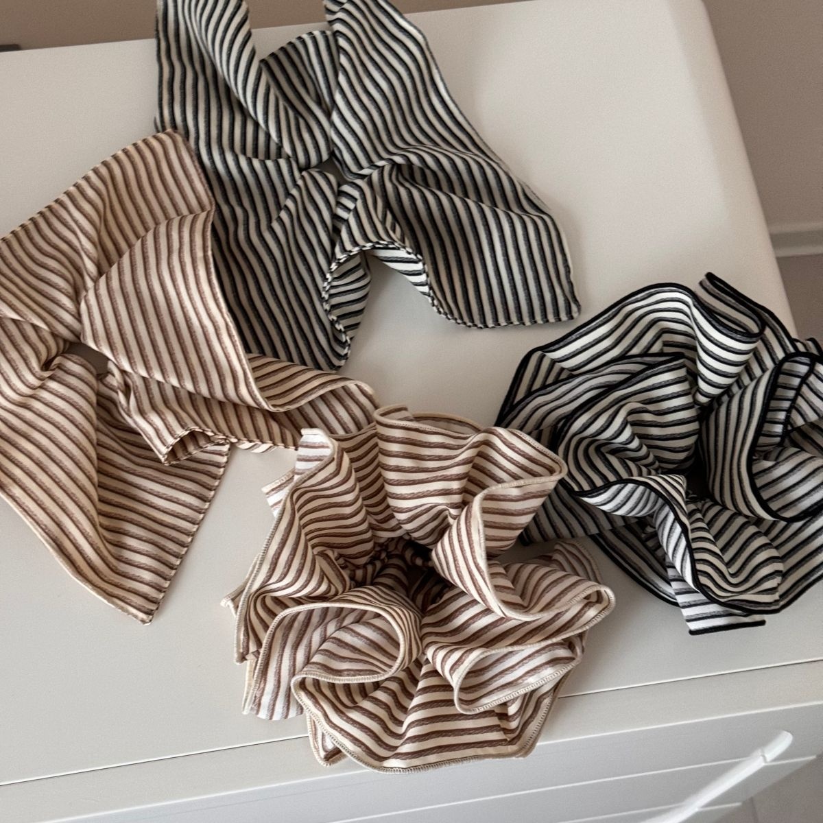 Women's Everyday Retro Cloth Hair Tie Accessory Black & White Striped