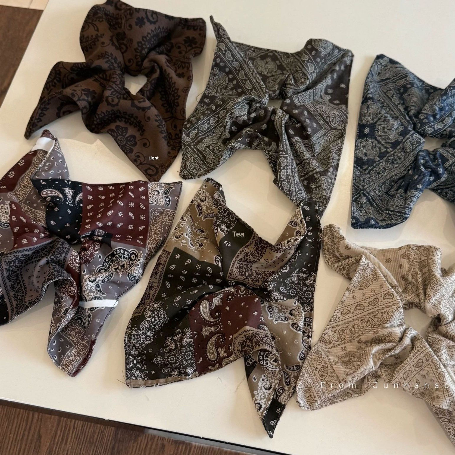 Women's Autumn Winter Cloth Hair Scrunchie Retro Grey Cashew Nuts Print