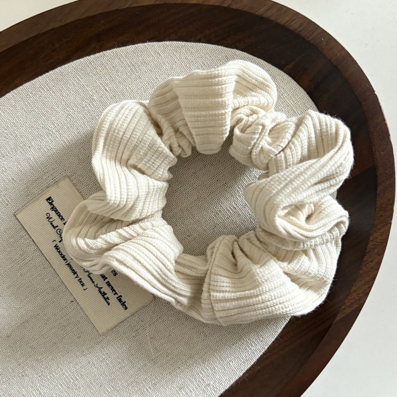 Women's Comfortable Cloth Hair Tie For Daily Wear Beige Striped