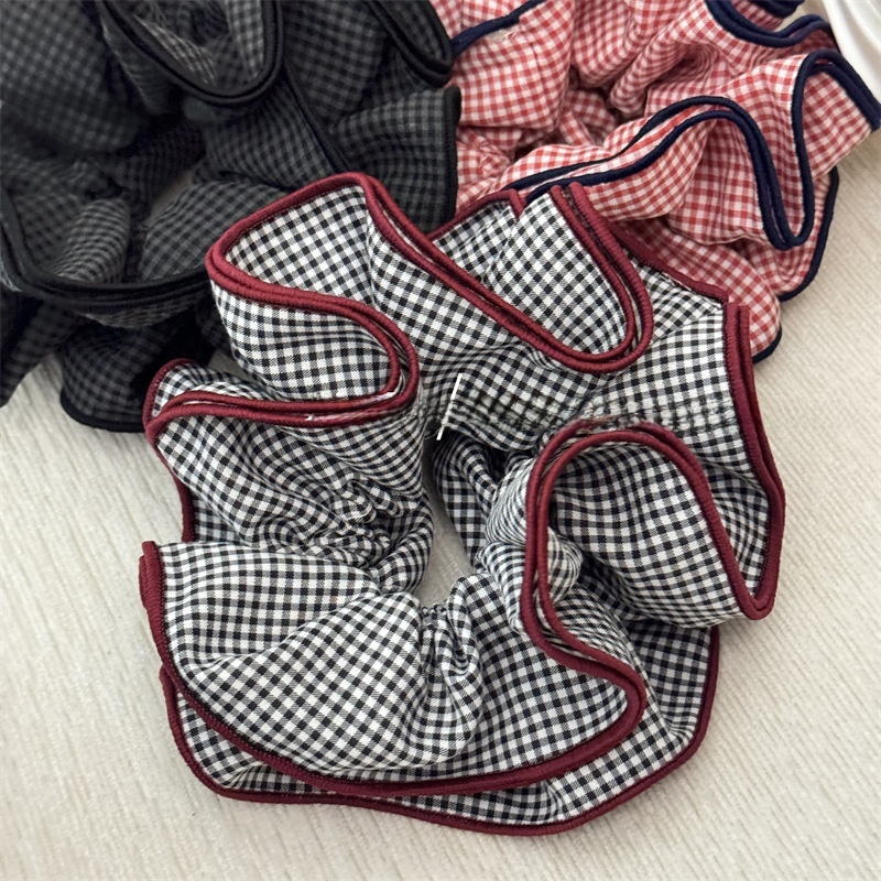 Women's Comfortable Cloth Scrunchies Hair Ties Classic Plaid Checkered