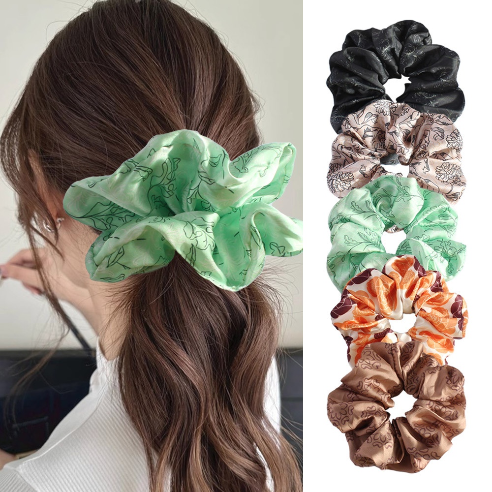 Women's Spring French Cloth Hair Tie Retro Black Ditsy Floral