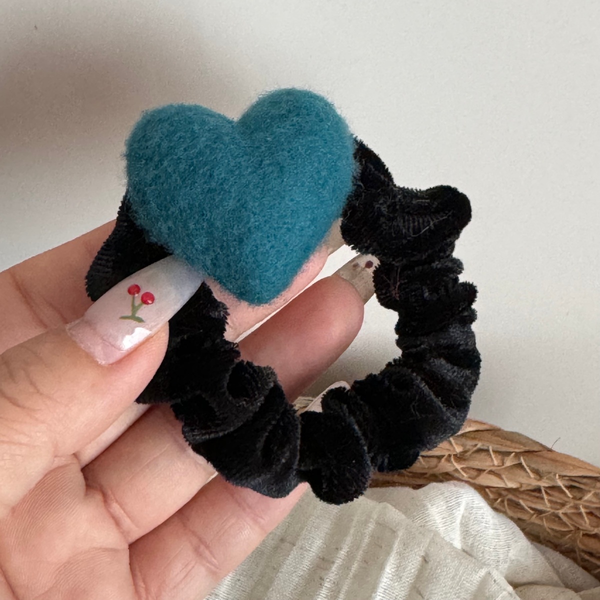 Women's Winter Essential Wool Felt Headband Black Heart Shape