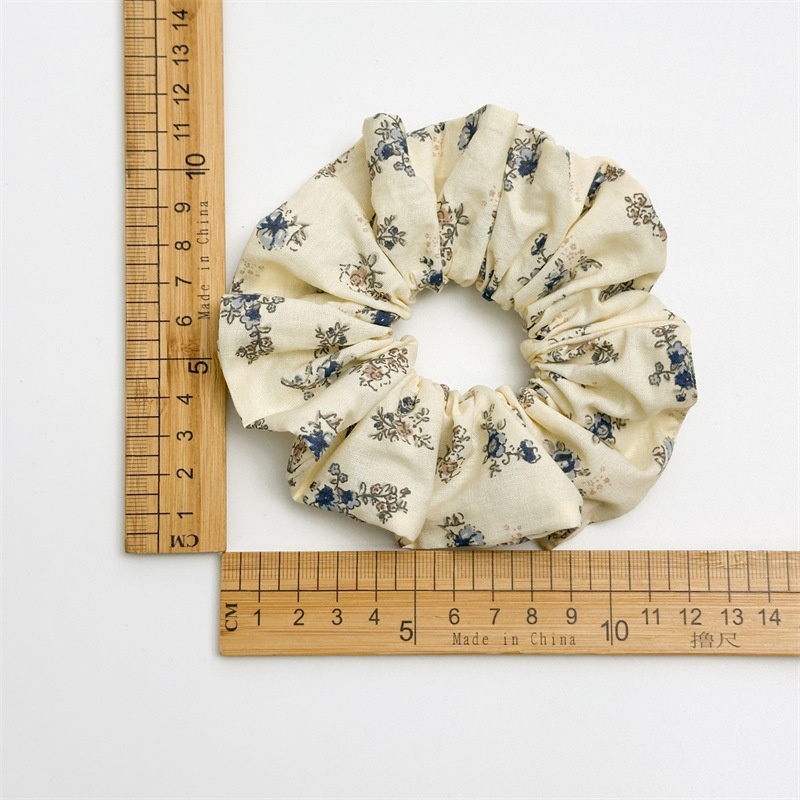 Women's Casual Holiday Cloth Hair Tie Scrunchie Sweet Elegant Floral